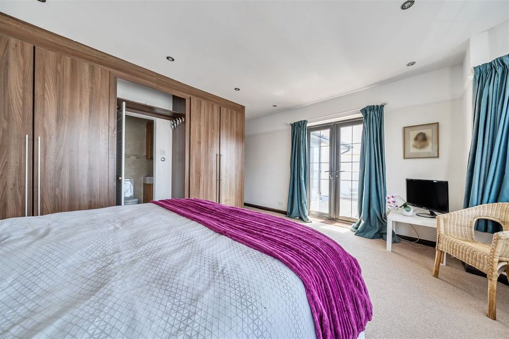 Additional image 10 of 5 bed detached house to rent25 First Avenue, Felpham, Bognor Regis, West Sussex PO22