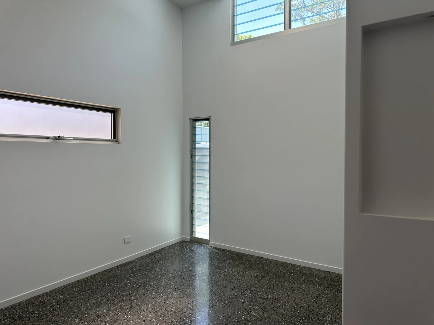 Additional image 6 of 2/18 Glen Court, Black Head NSW 2430