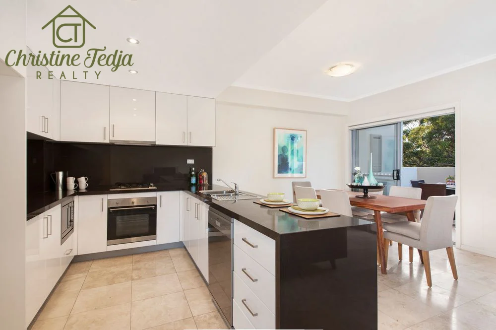 Large 3Bed/6-8 Culworth Avenue, Killara NSW 2071