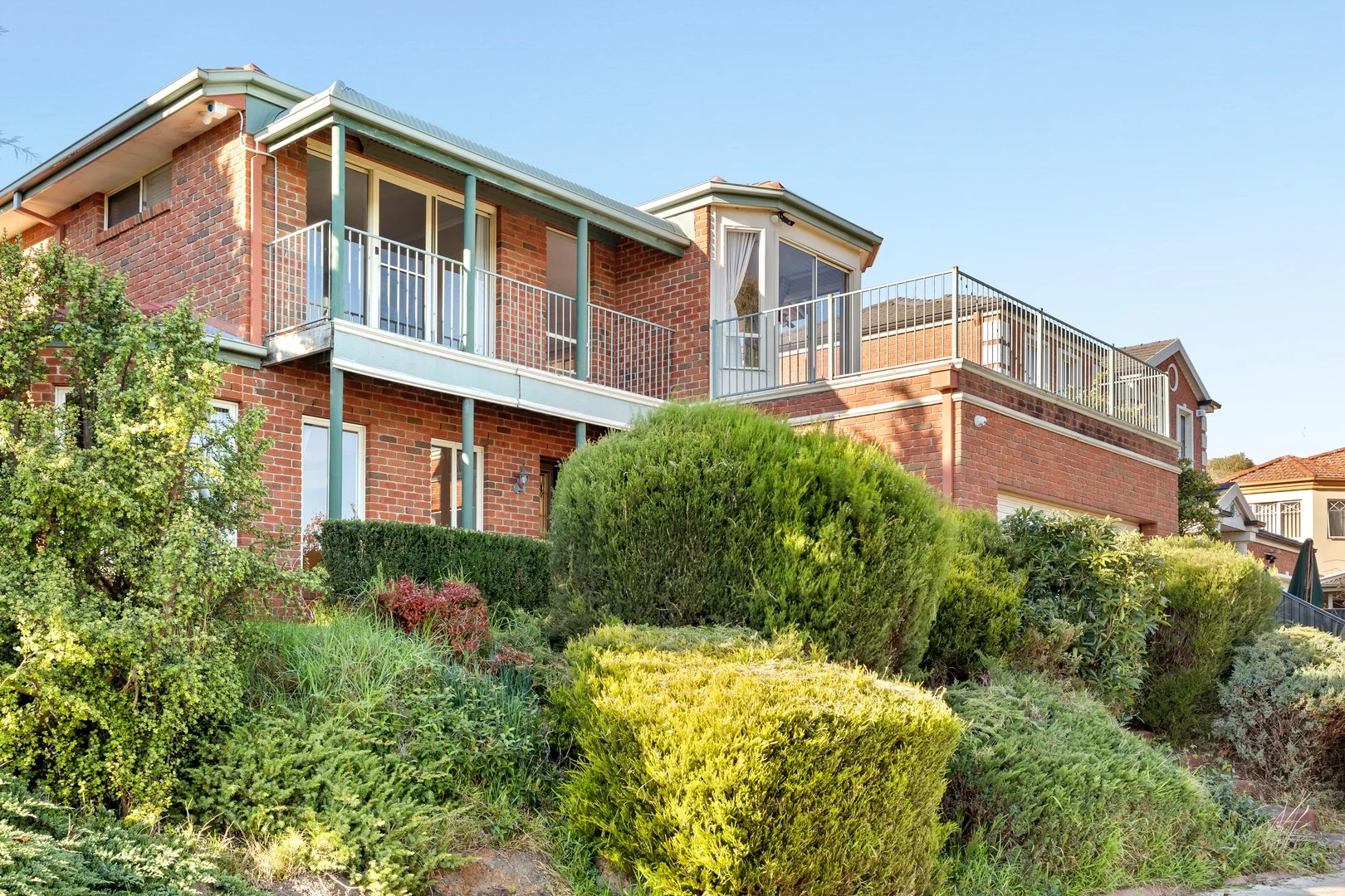 8 Thompson Drive, Wantirna VIC 3152