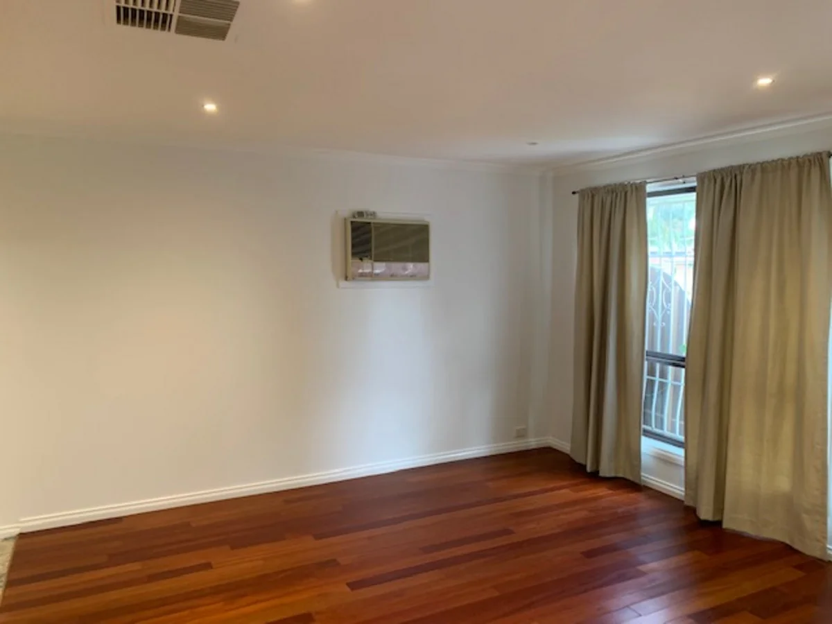 59 Bicentennial Crescent, Meadow Heights VIC 3048 photo 4