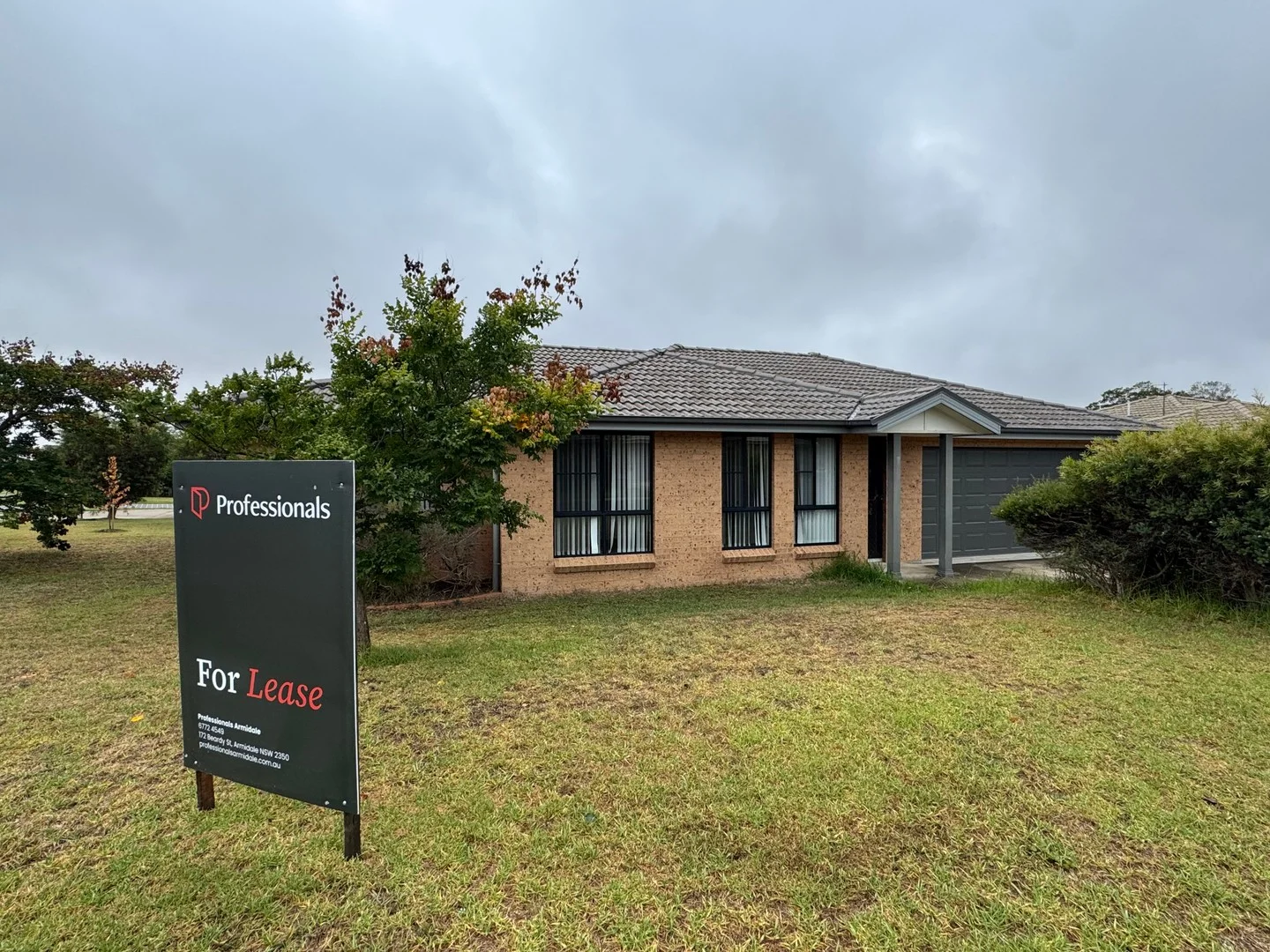 8a Netherton Park Avenue, Armidale NSW 2350