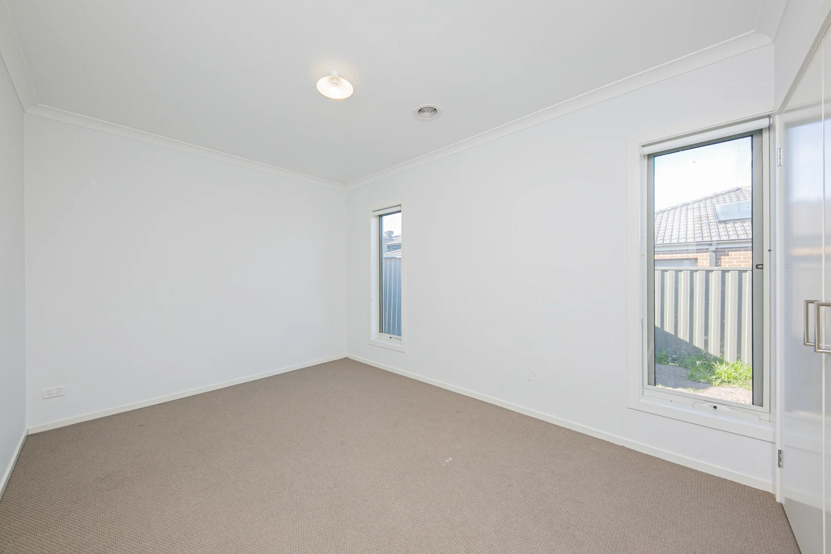 Additional image 8 of 18 Vesna Avenue, Clyde North VIC 3978