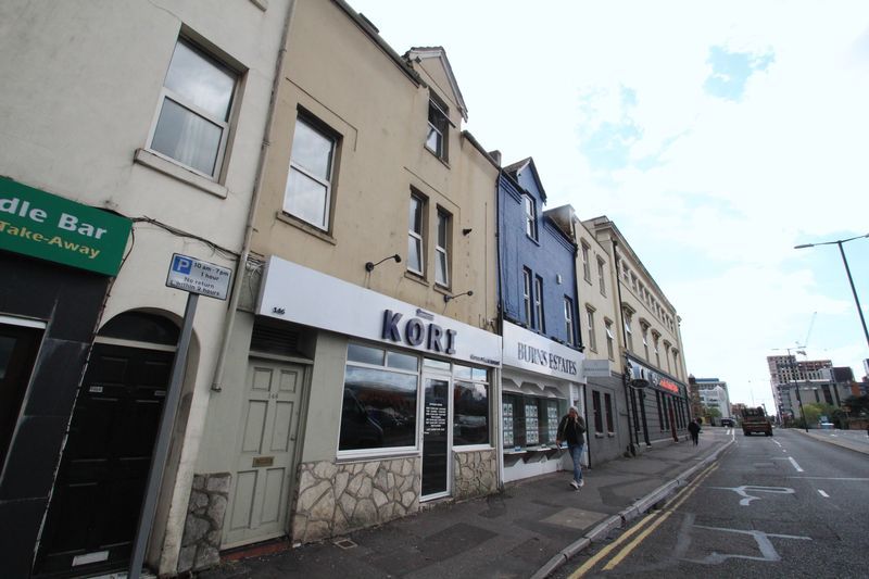 4 bed flat to rentHoldenhurst Road, Bournemouth BH8