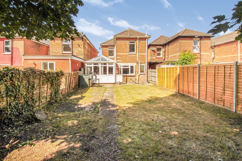 Additional image 3 of 6 bed detached house to rentOsborne Road, Winton BH9