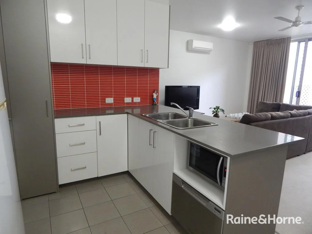 2/17 Bacon Street, Moranbah QLD 4744