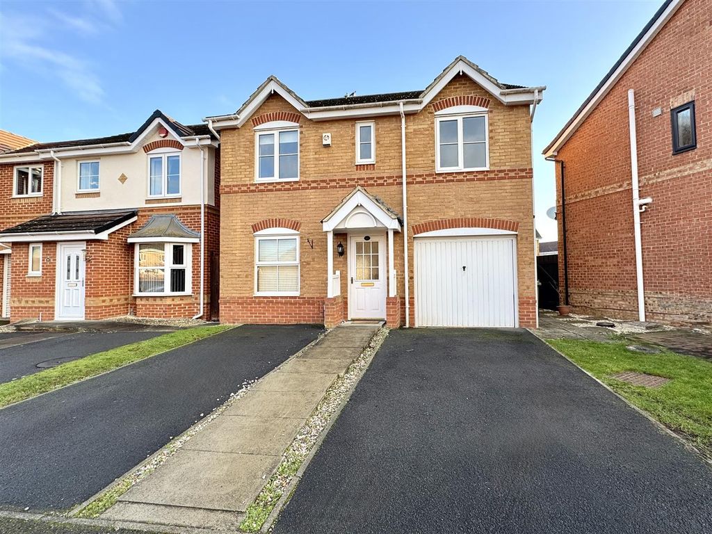 4 bed detached house to rentBrough Field Close, Ingleby Barwick, Stockton-On-Tees TS17