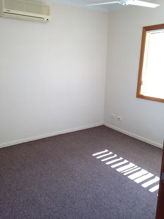 Additional image 5 of 1/153 Camooweal Street, Mount Isa QLD 4825