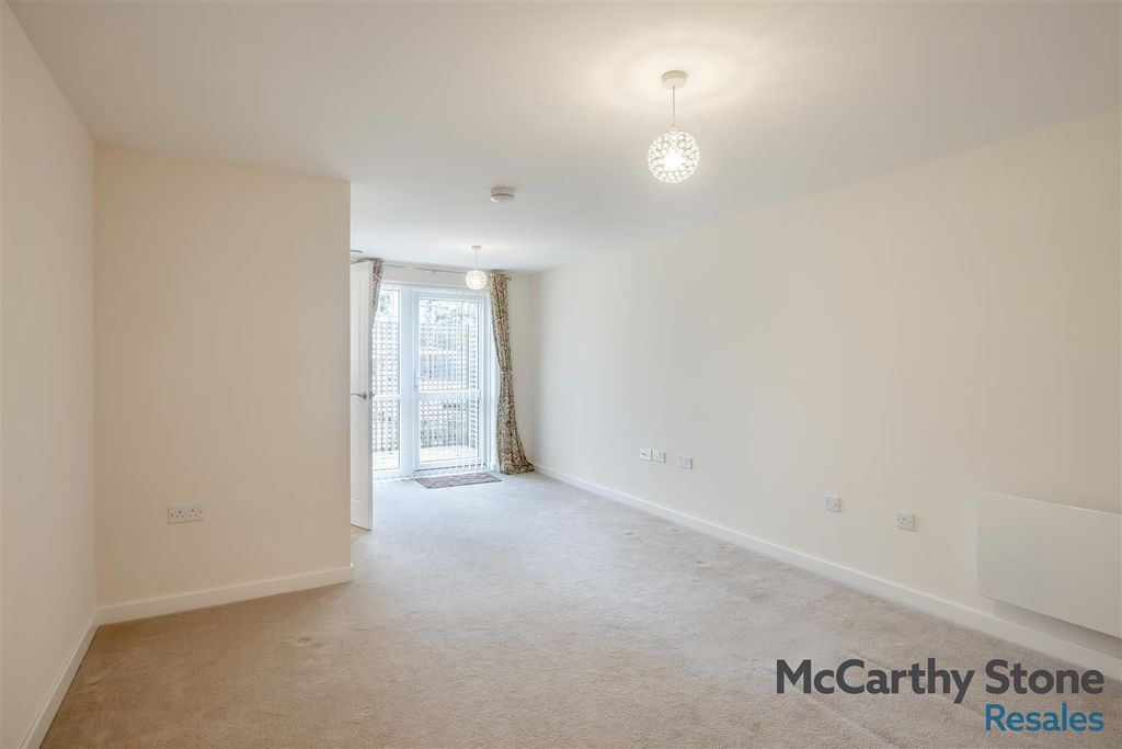 Additional image 40 of 1 bed flat for saleHooton Road, Willaston, Neston CH64