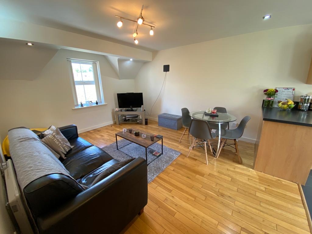 2 Bed Flat, The Junxion, LS5, N1 7GU