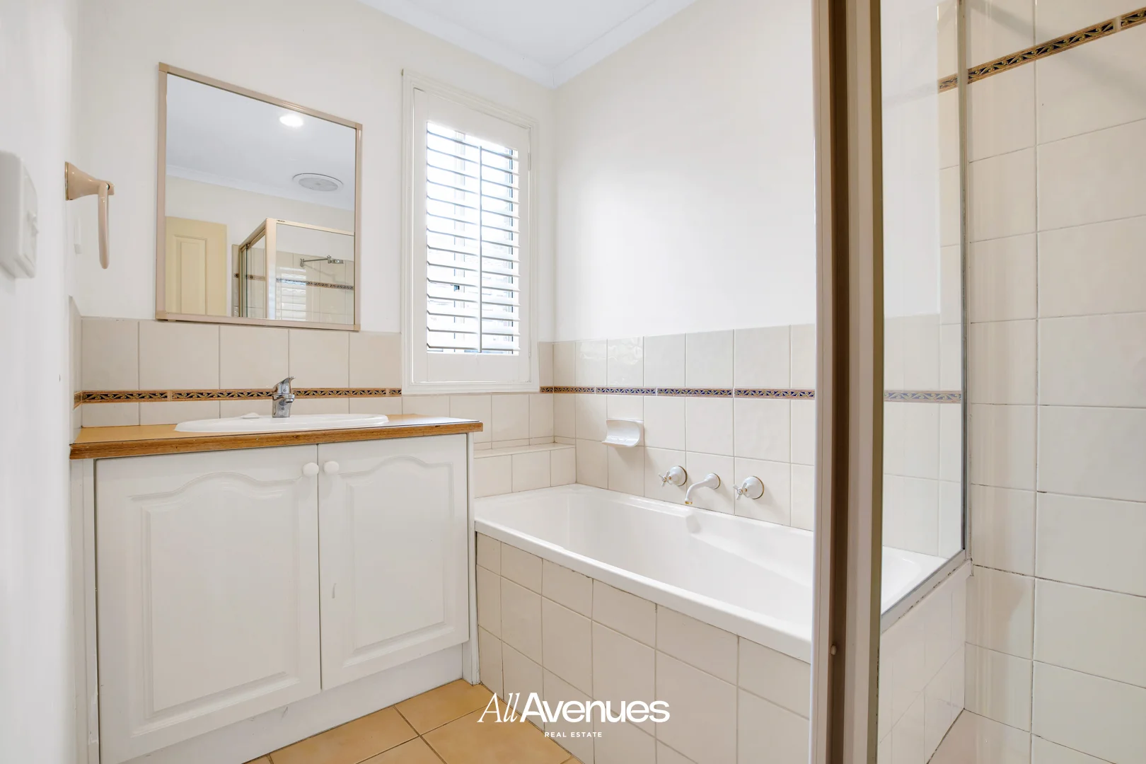 Additional image 12 of 10 Kalastaire Grove, Berwick VIC 3806