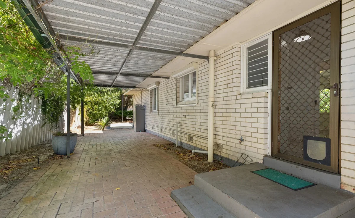 Additional image 14 of 27 Willowmead Way, Kelmscott WA 6111