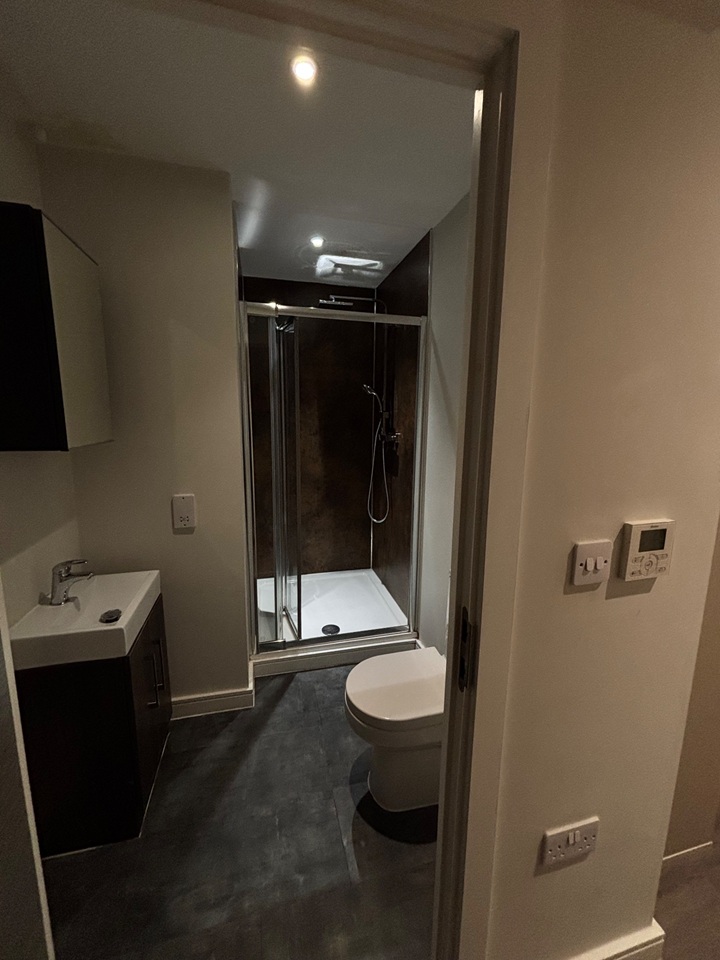 Room in a Shared Flat, Union St Sheffield City Centre, S1, N1 7GU photo 4