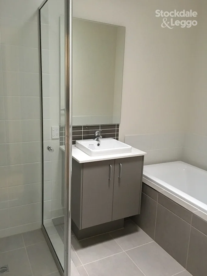 Additional image 8 of 2 Branagh Walk, Truganina VIC 3029