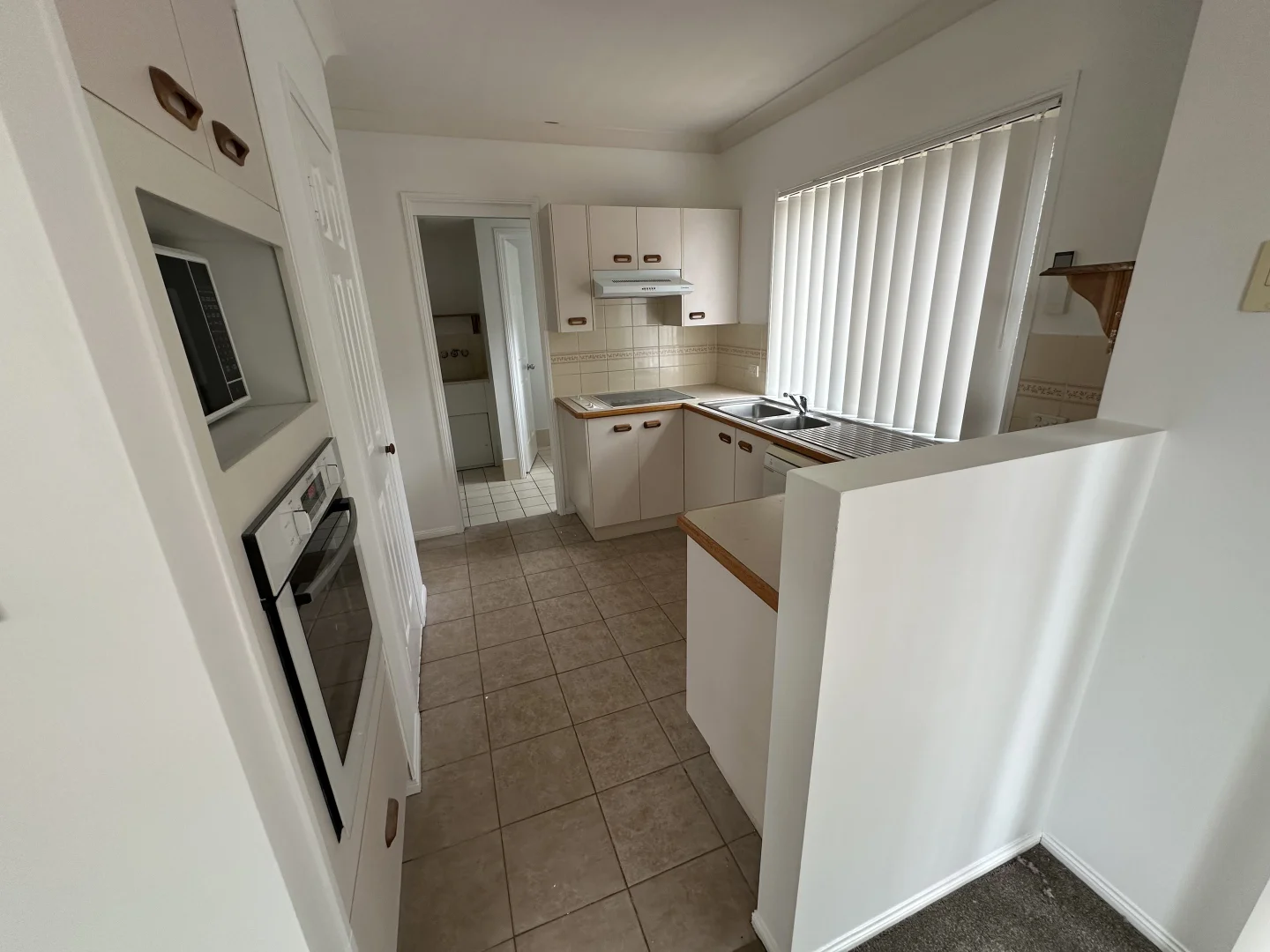 Additional image 7 of 2/24 Hill Crescent, Carina Heights QLD 4152