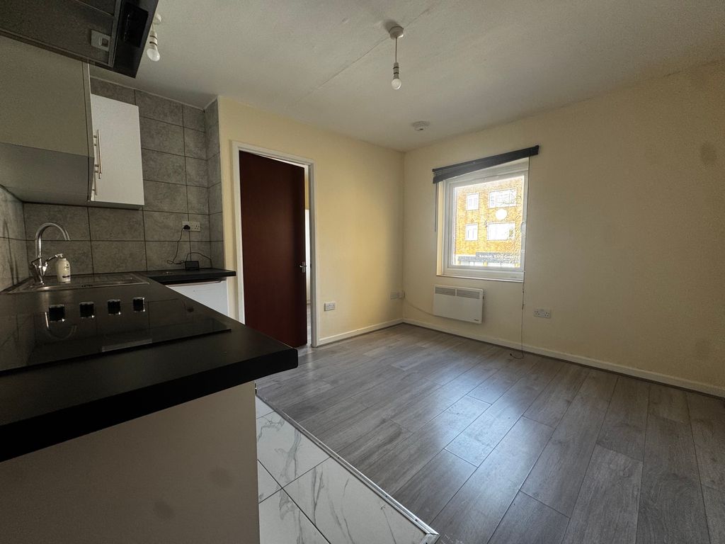 1 bed flat to rentLondon Road, Southampton SO15