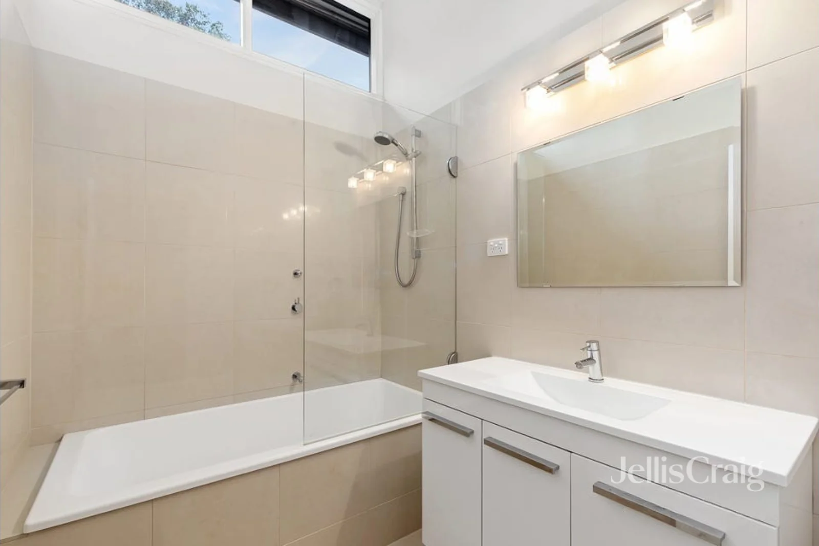 Additional image 8 of 6 Hartland Way, Eltham VIC 3095