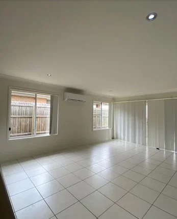 Additional image 4 of 19 Saddleback Avenue, Redbank Plains QLD 4301