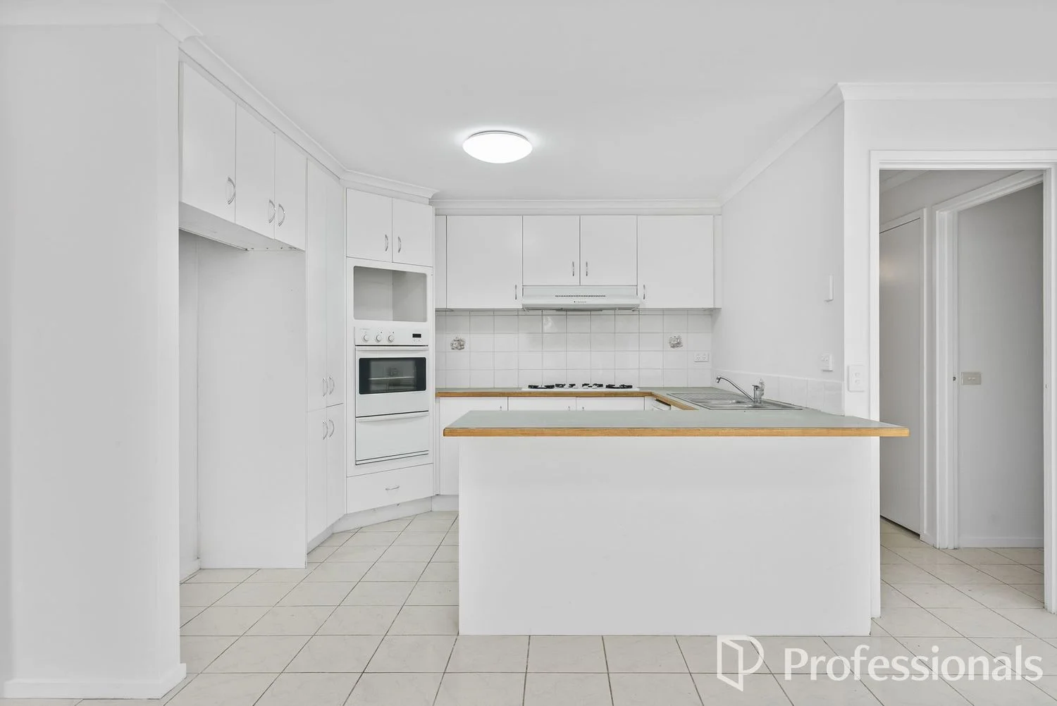 Additional image 4 of 33 Mccubbin Drive, Taylors Lakes VIC 3038