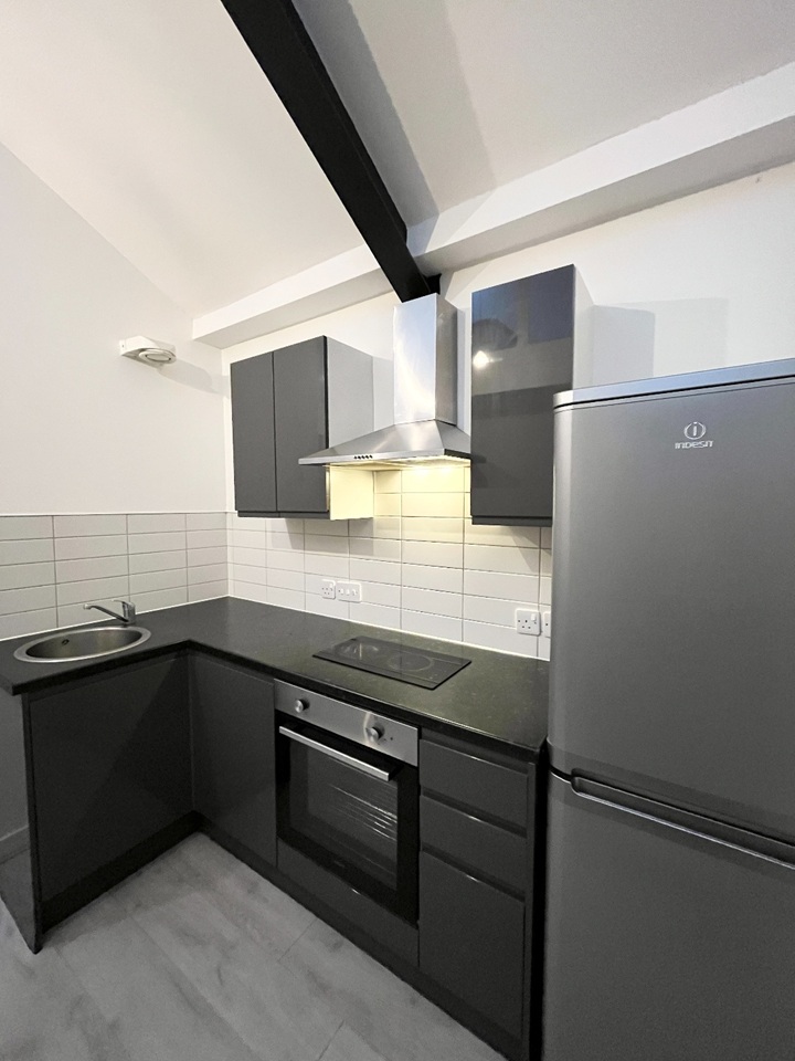 Studio Flat, Sir Thomas House, L1, N1 7GU photo 3