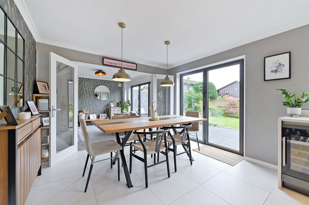 Additional image 5 of 5 bed detached house to rentStation Road, Nailsea, Bristol, Somerset BS48