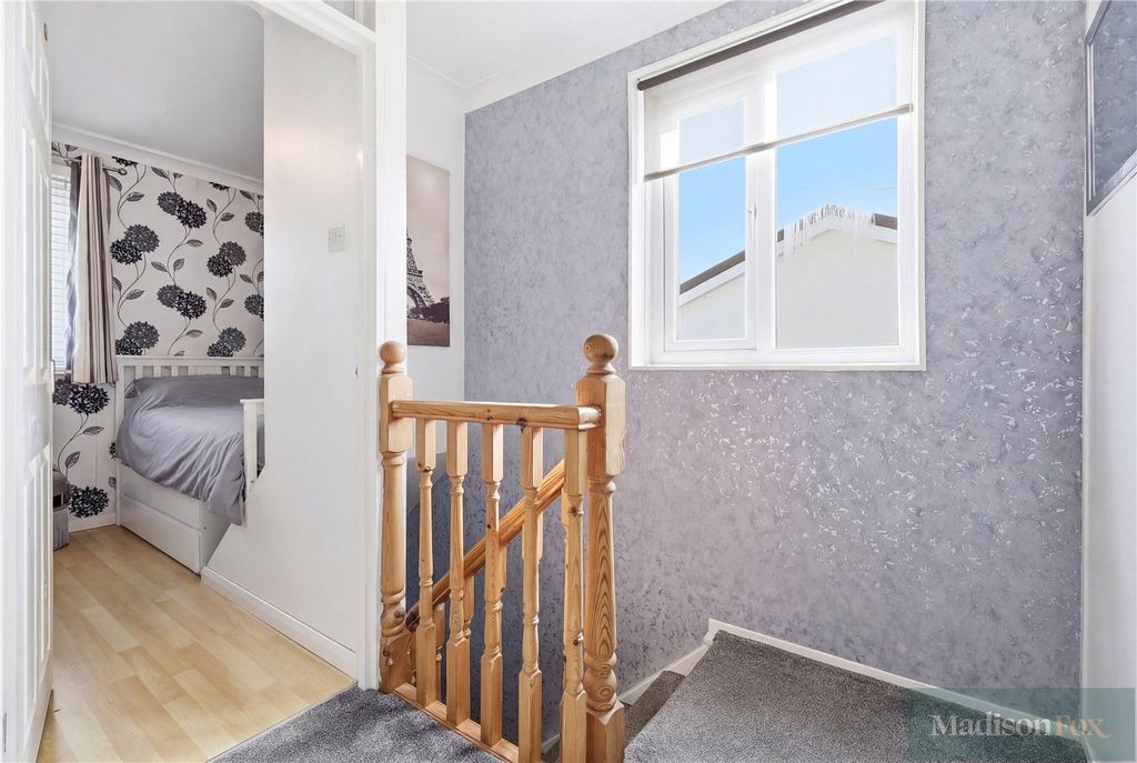Additional image 8 of 3 bed semi-detached house for saleDeepdene Road, Loughton, Essex IG10