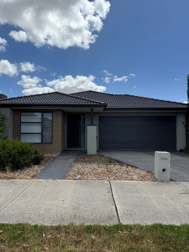 22 Docker Circuit, Mickleham VIC 3064