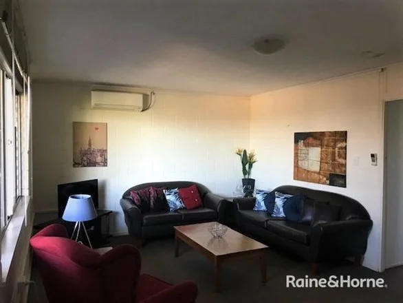 Additional image 2 of 7/9 Lord Streeet, Gladstone Central QLD 4680