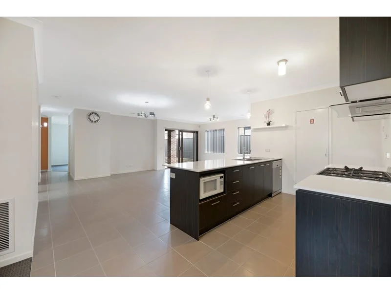 Additional image 5 of 24 Abrus Circuit, Cranbourne North VIC 3977