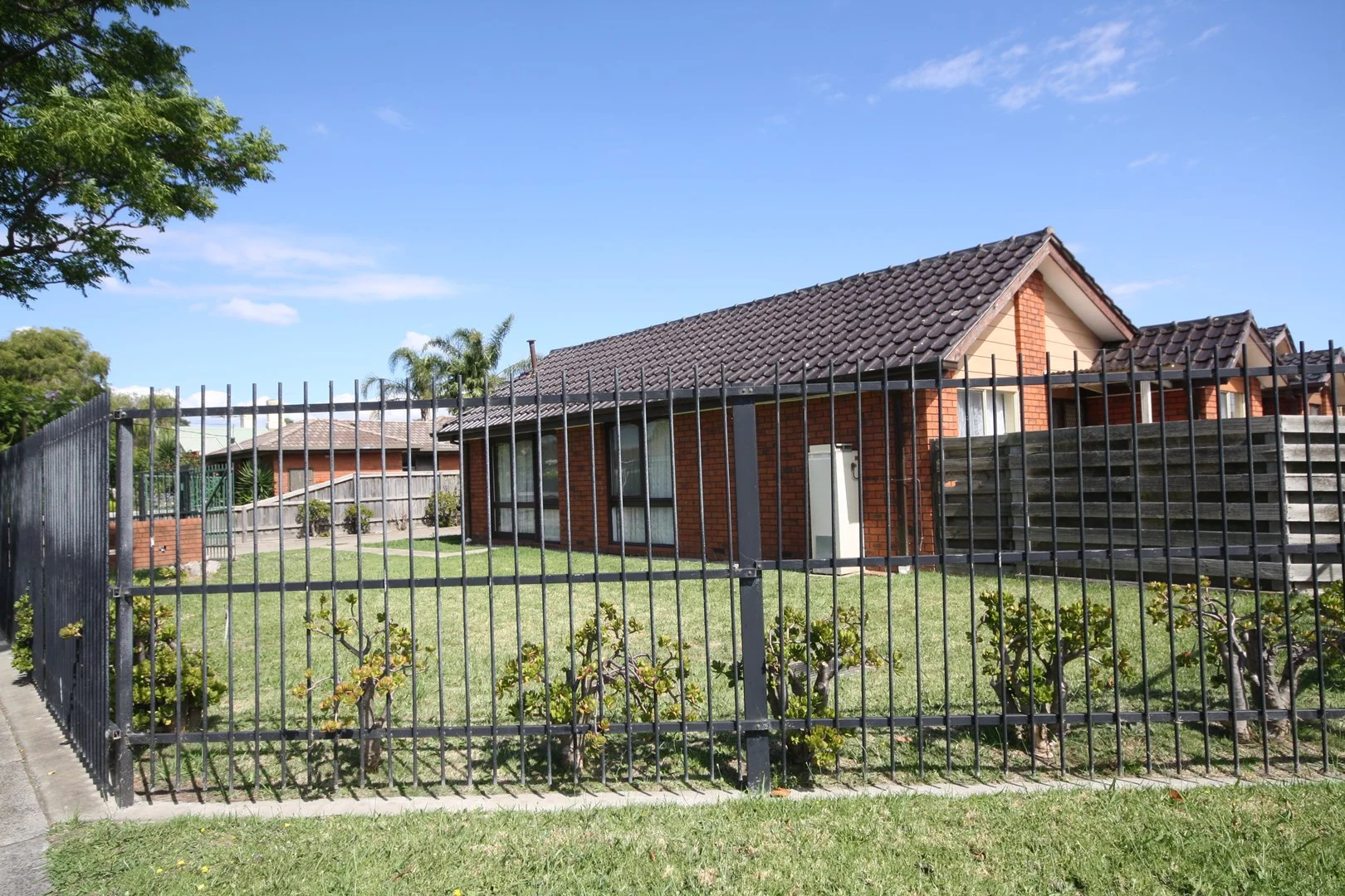 1/10 Fairbank Rd, Clayton South VIC 3169