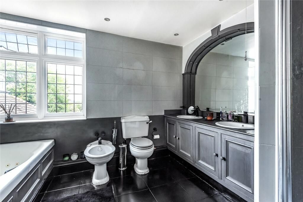 Additional image 13 of 5 bed detached house to rentThe Ridgeway, Cuffley, Potters Bar EN6