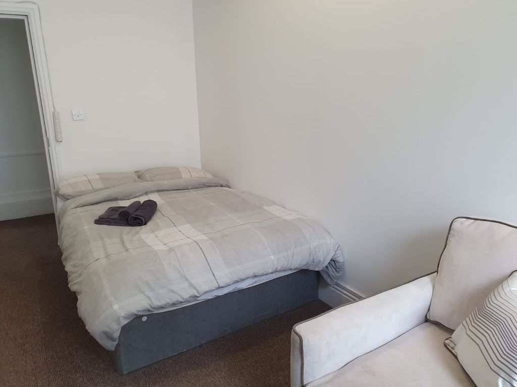 Additional image 8 of 4 bed flat to rentPearson Park, Hull HU5