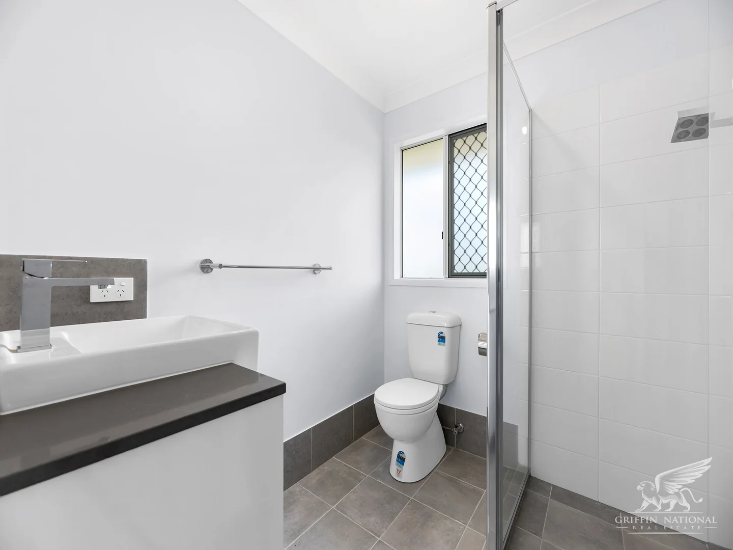 Additional image 12 of 53 Byron Avenue, Newport QLD 4020