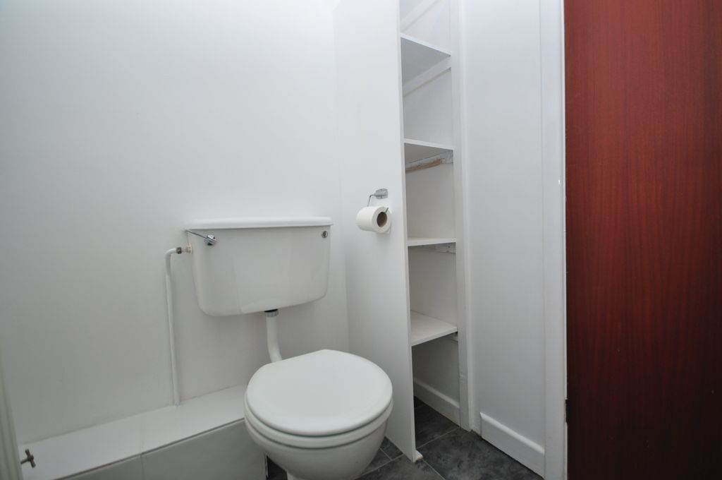 Additional image 9 of 2 bed flat to rentAlexandra Road, Ryde PO33