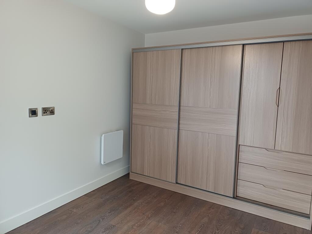 1 Bed Flat, Aquitania, L3, N1 7GU photo 5