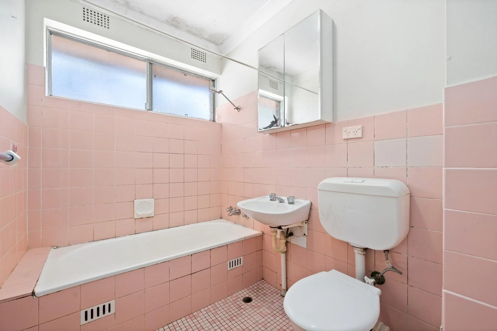 Additional image 4 of 1/33 Victoria Road, Parramatta NSW 2150