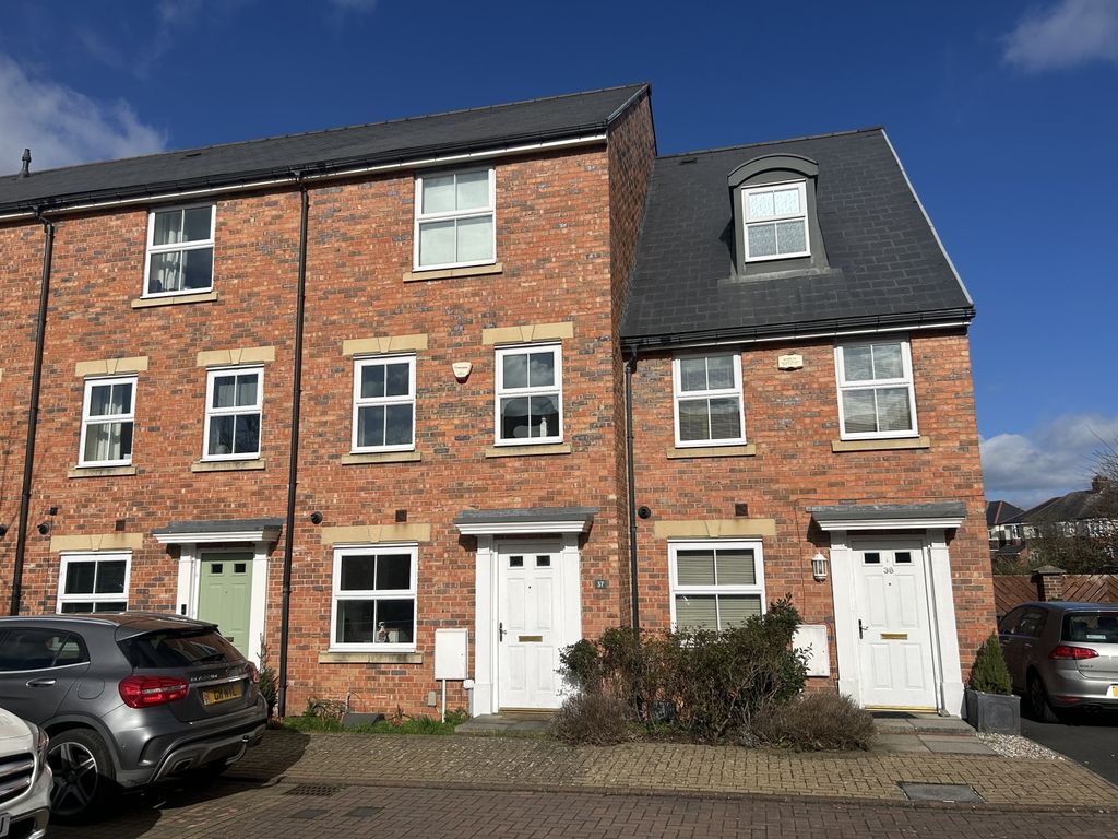 4 bed terraced house to rentBarrington Close, Durham DH1