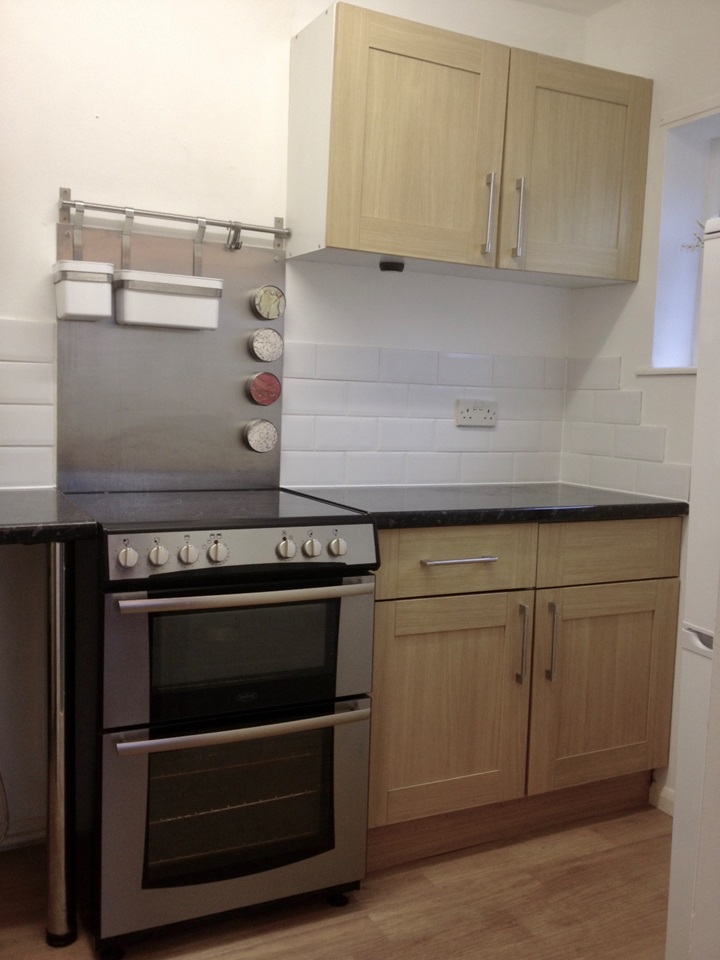 2 Bed Flat, Bishopston, BS7, N1 7GU photo 3