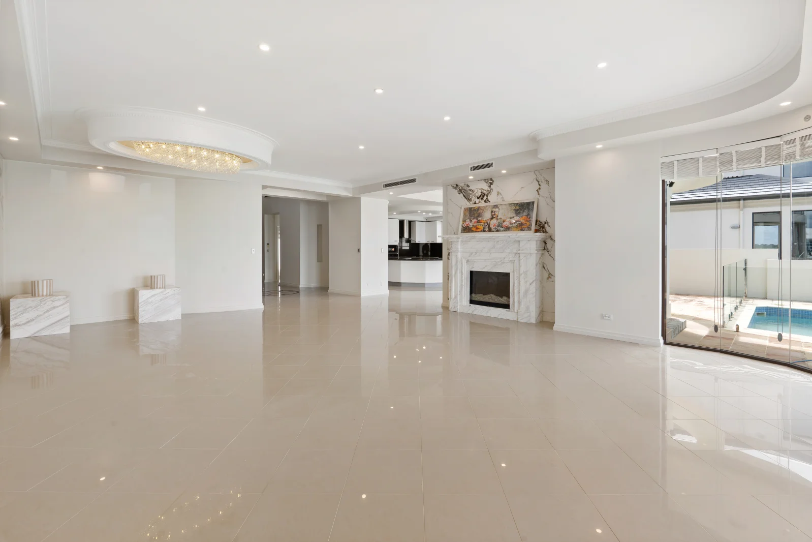 Additional image 9 of 37 King Arthurs Court, Paradise Point QLD 4216