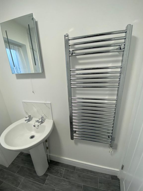 Additional image 6 of 3 bed end terrace house to rentHorsebridge Hill, Newport PO30