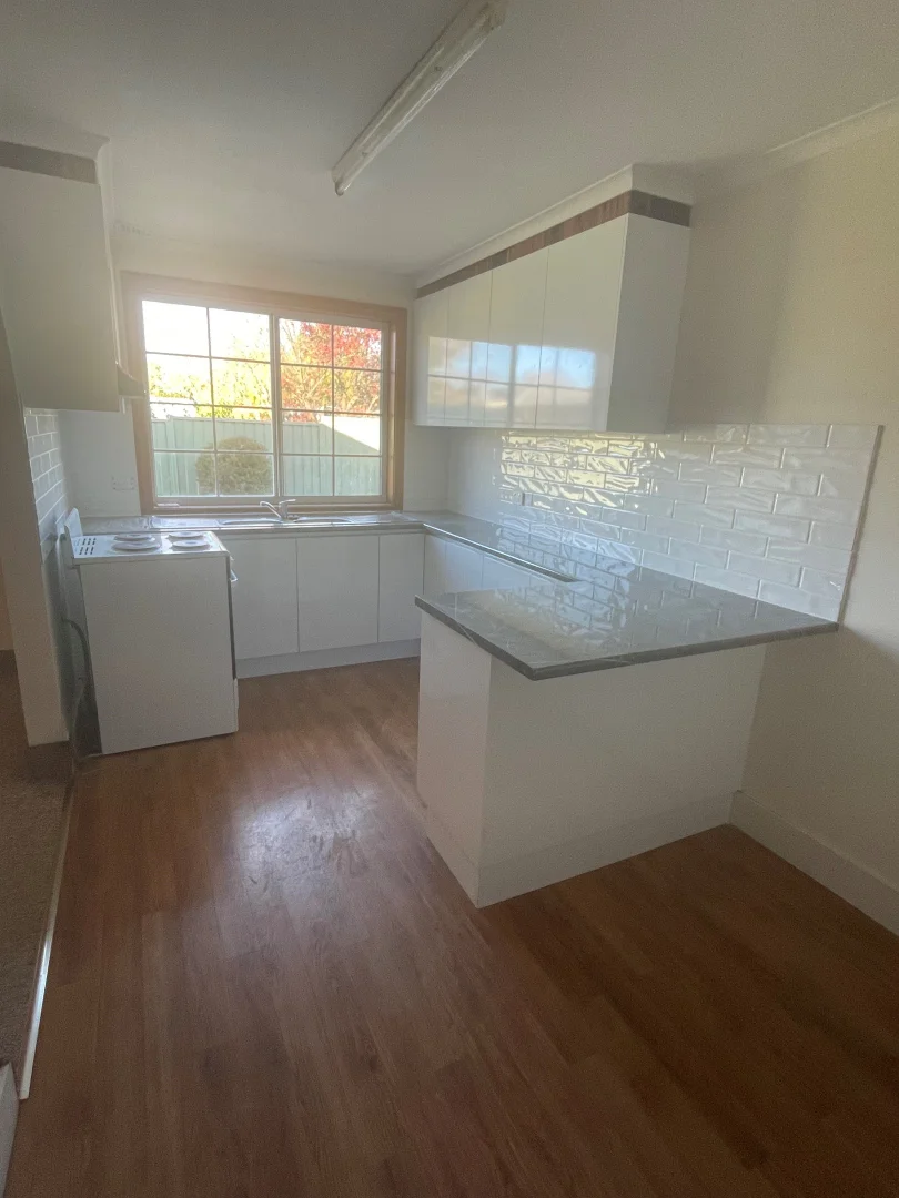 Additional image 2 of 2/12 Bletchington Street, Orange NSW 2800