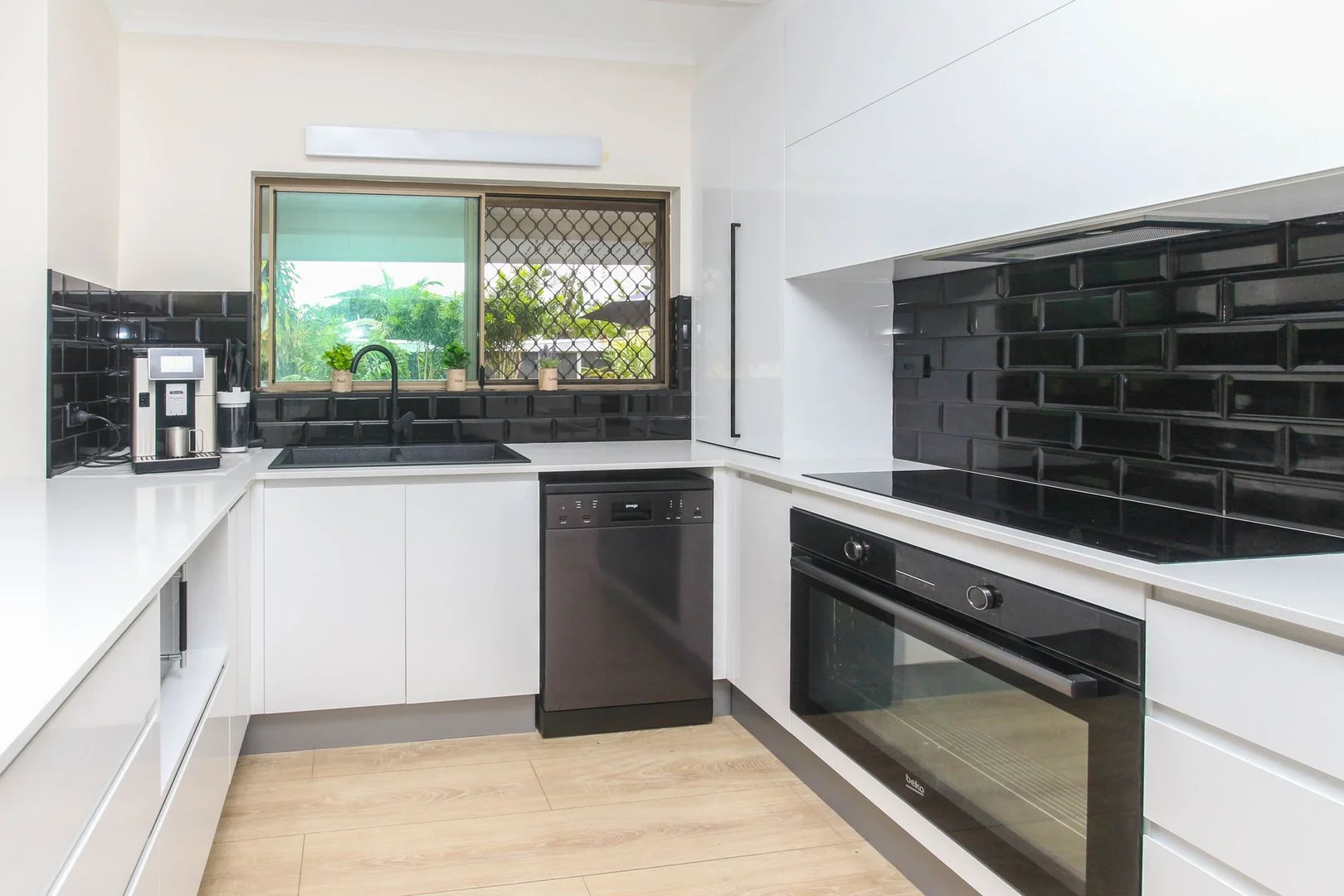 Additional image 9 of 2 Rogers Close, Whitfield QLD 4870