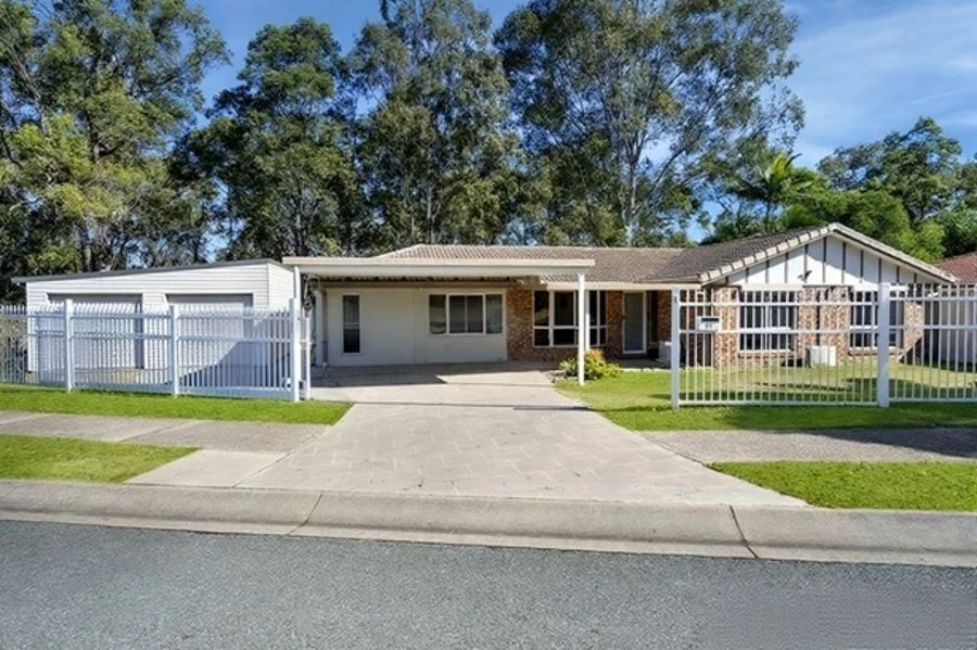21 Benjamina Circuit, Regents Park QLD 4118