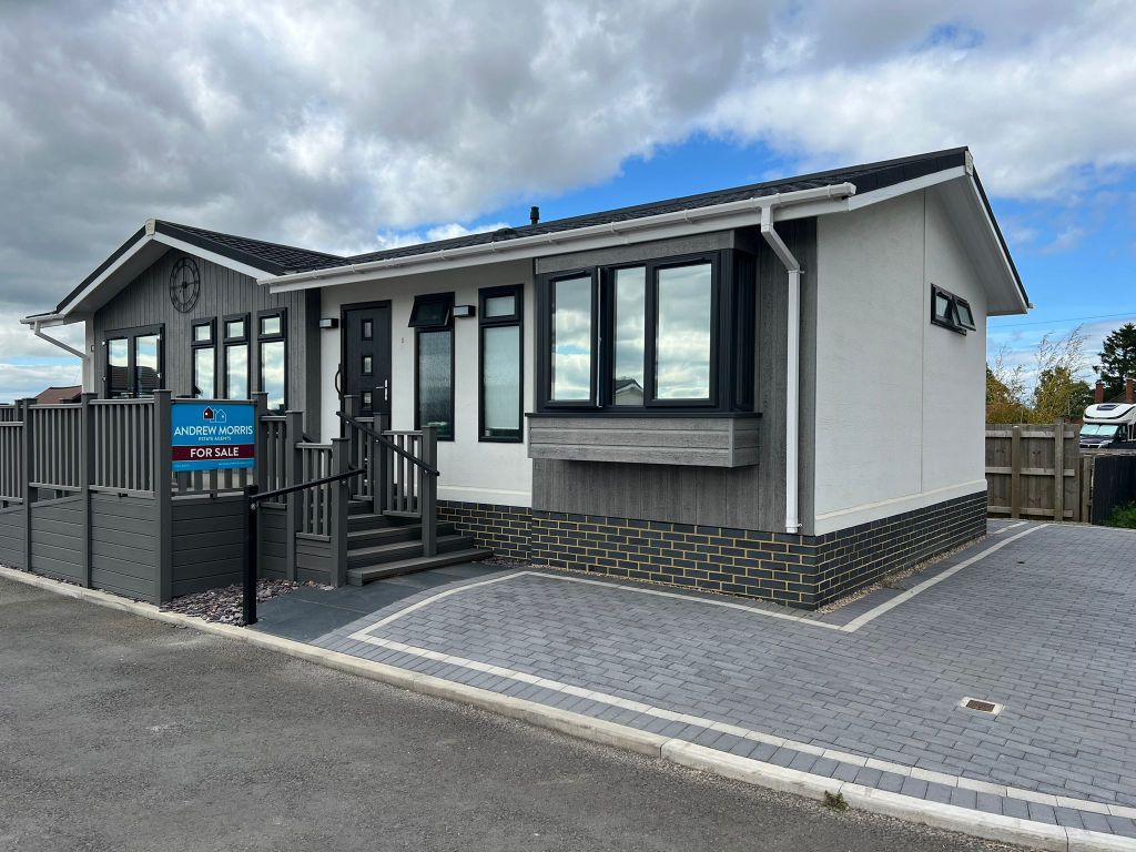 2 bed mobile/park home for sale15 Green Crize Park, Hereford HR2