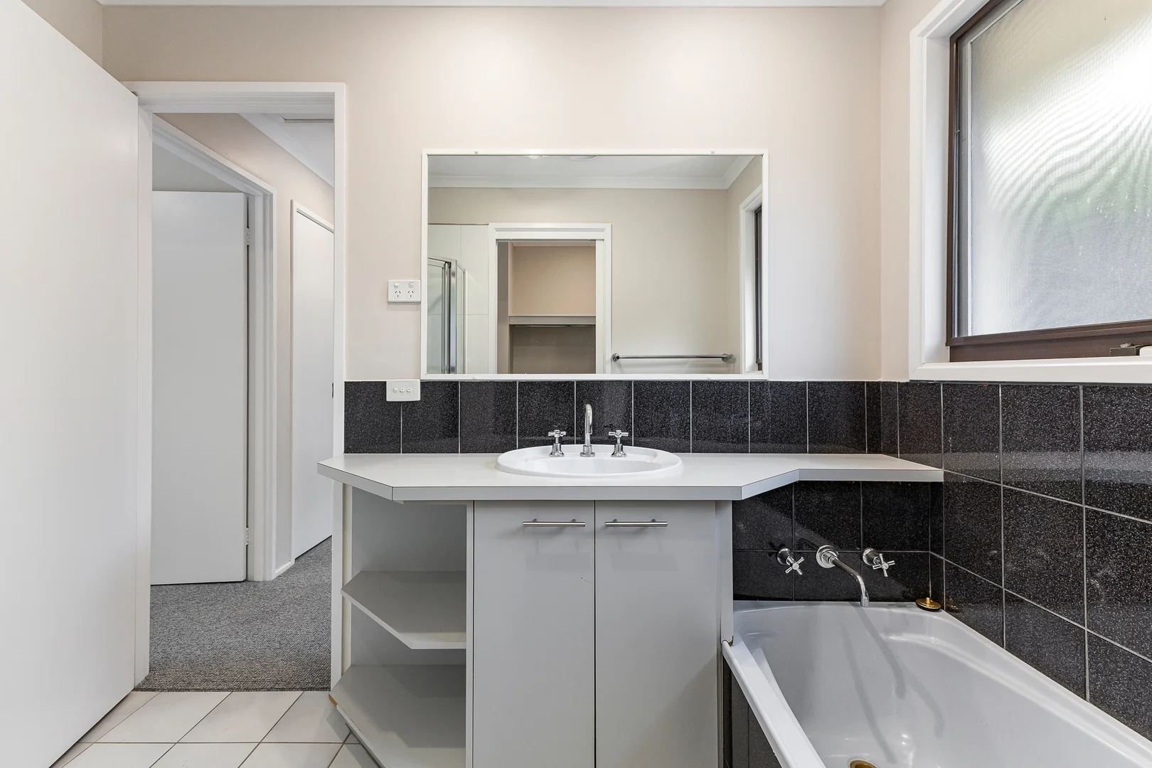 Additional image 5 of 2/32 Barnett Street, Hampton VIC 3188