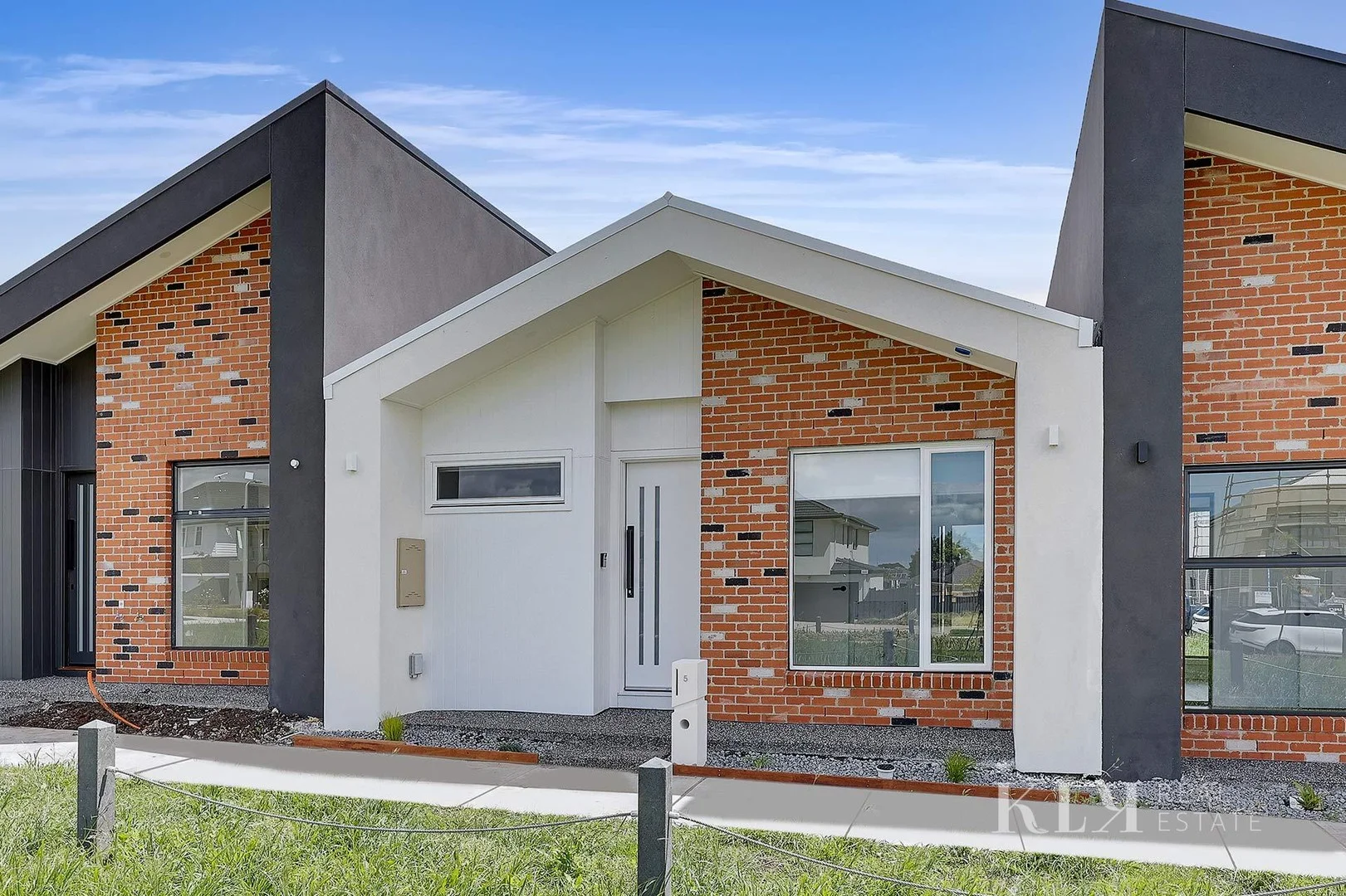 5 Tate Walk, Craigieburn VIC 3064