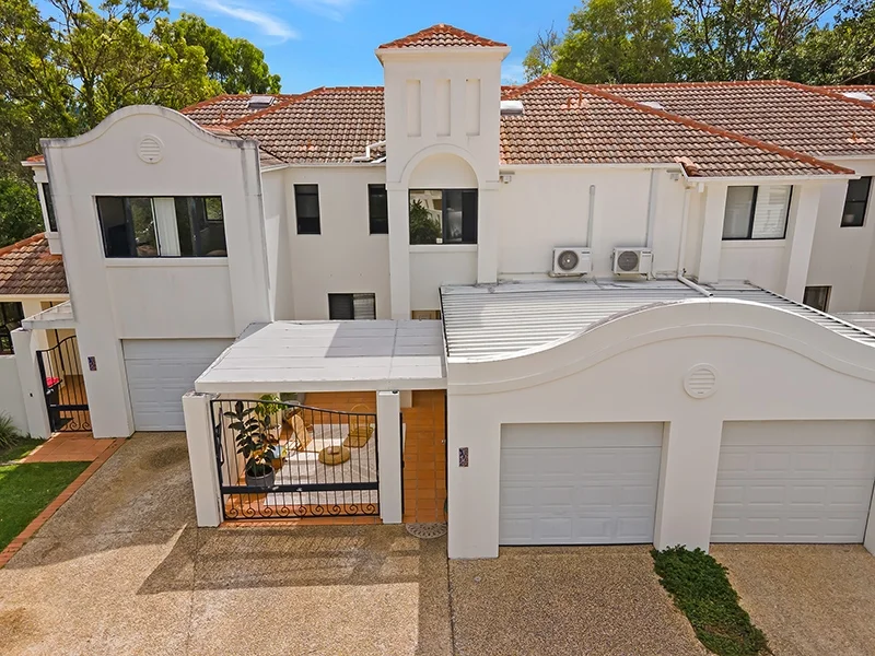 2502/22-34 Glenside Drive, Robina QLD 4226