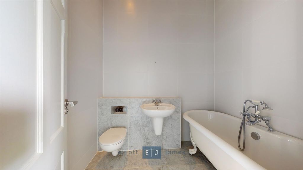 Additional image 11 of 4 bed semi-detached house to rentManor Road, High Beech, Loughton IG10