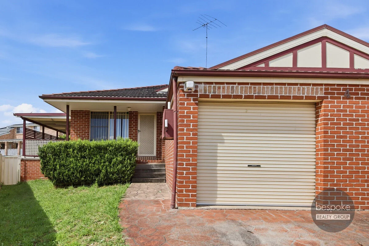 2/4 Jura Close, Cranebrook NSW 2749