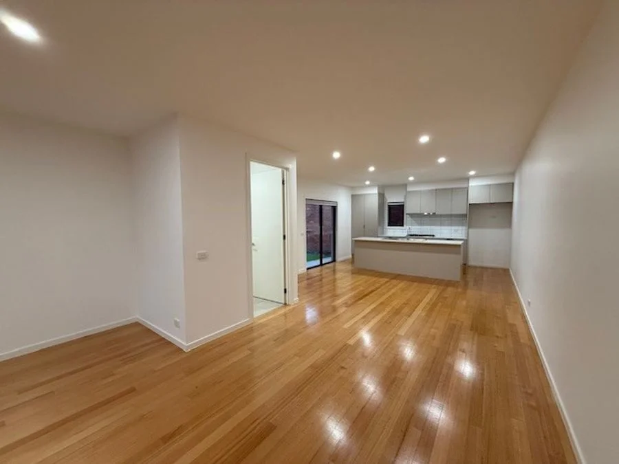 Additional image 5 of 2/24 Kinross Street, Pascoe Vale VIC 3044
